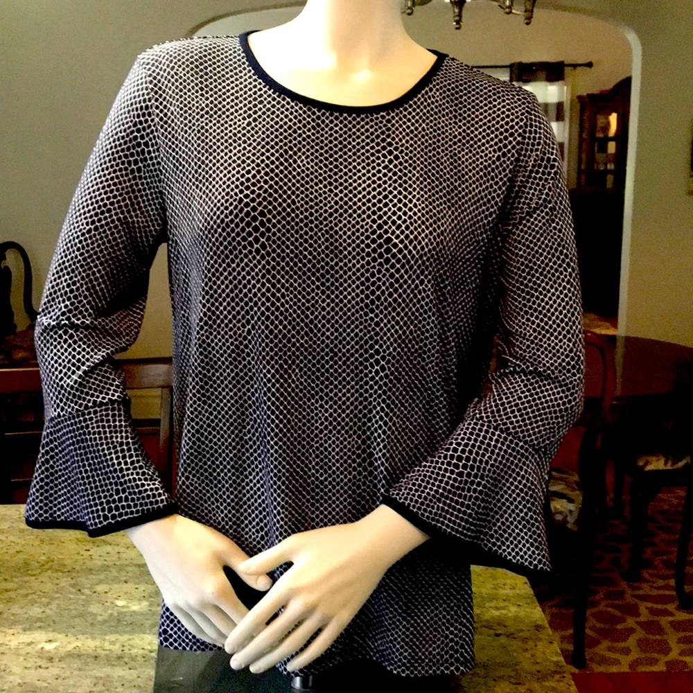 Michael Kors LS blue and white small print blouse.